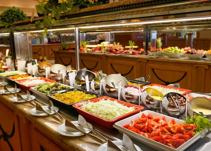 Majestic 4* סאני ביץ'