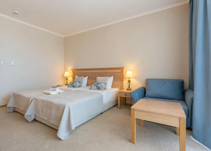 Majestic אתר נופש