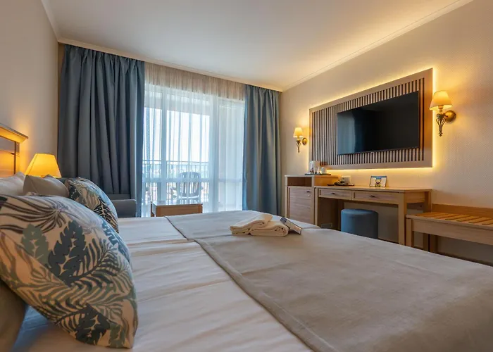 אתר נופש Majestic