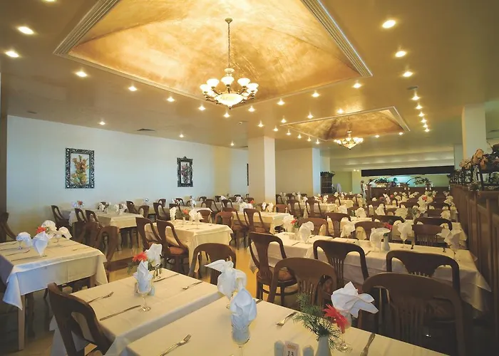 Majestic אתר נופש