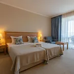 Majestic 리조트 4*