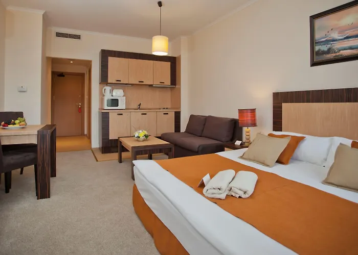 Majestic 4* サニービーチ