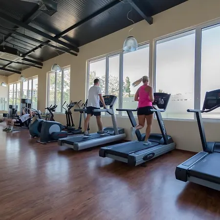 Majestic Θέρετρο