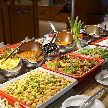 Majestic Курортный комплекс 4*