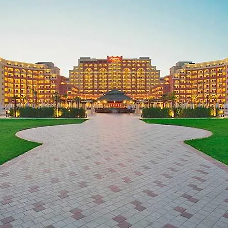 Majestic Resort 4*