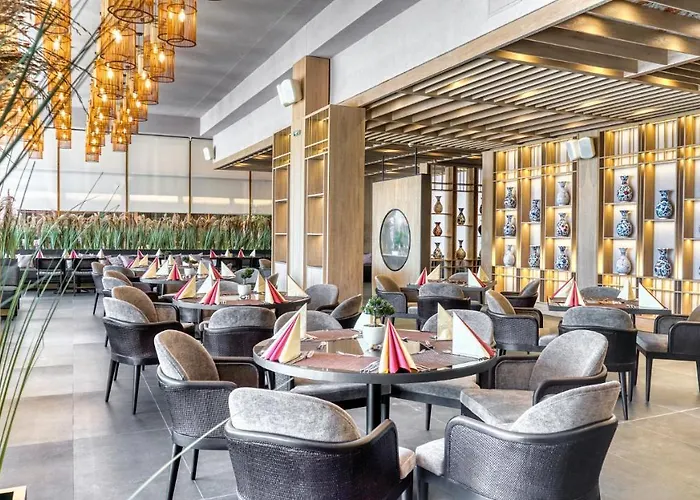 Majestic 4* Солнечный берег