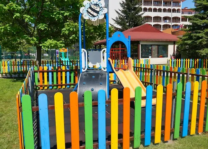 Здравен курорт Majestic 4*