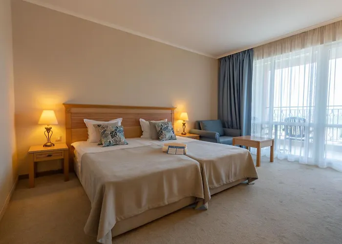 Majestic Курортный комплекс 4*